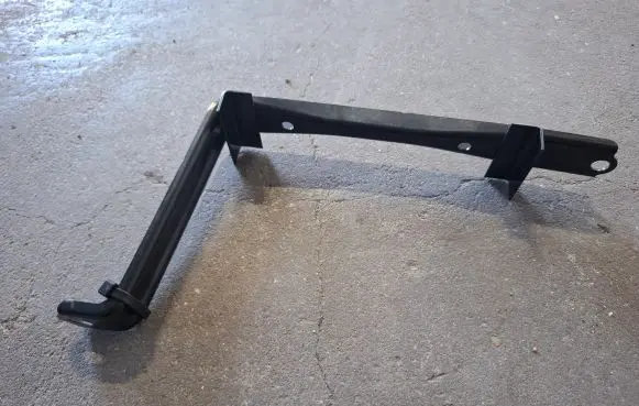Lexus RX III Battery bracket 
