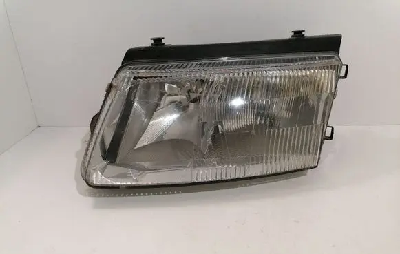 Volkswagen PASSAT B5 Headlight/headlamp 14869100