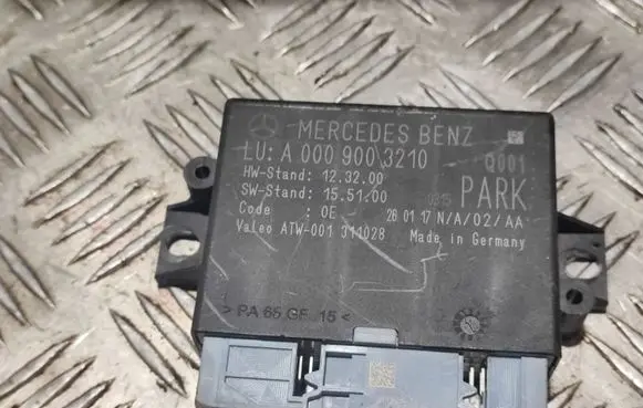 Mercedes-Benz GLE (W166 - C292) Parking PDC control unit/module A0009003210