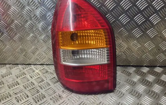 Opel Zafira A Rear/tail lights 62280