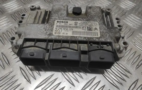 Citroen Berlingo Engine control unit/module 0261208905 9663518980
