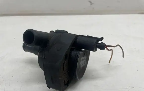 Mercedes-Benz E C207 W207 Electric auxiliary coolant/water pump 02775818