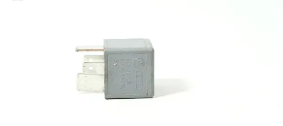 Audi A4 S4 B6 8E 8H Other relay 8D0951253
