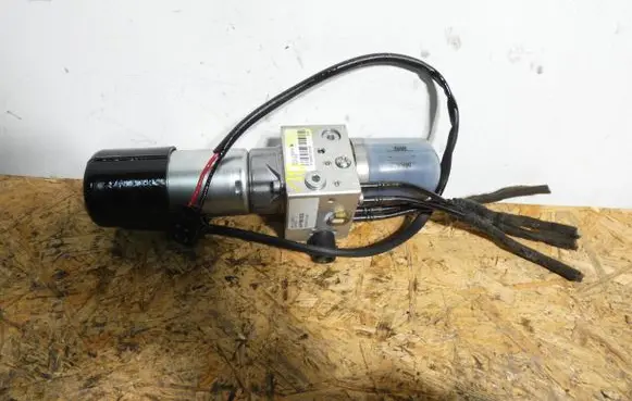 Audi TT TTS Mk2 Convertible roof hydraulic pump DAI1109231 1037363 AT0B09150186