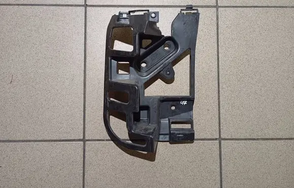 Peugeot 5008 II Rear bumper mounting bracket 9829979880