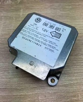 Seat Alhambra (Mk1) Airbag control unit/module 6N0909603 5WK137