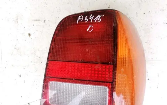 Volkswagen Polo III 6N 6N2 6NF Rear/tail lights 962558