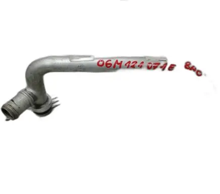 Audi A4 S4 B9 Engine coolant pipe/hose 06M121071E