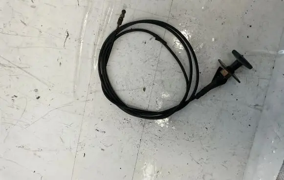 Nissan Patrol 260 Engine bonnet/hood lock release cable 
