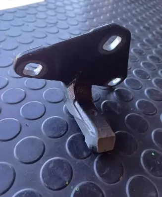 BMW X5 F15 Loading door lower hinge 