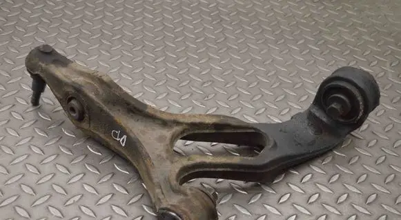 Front lower control arm/wishbone