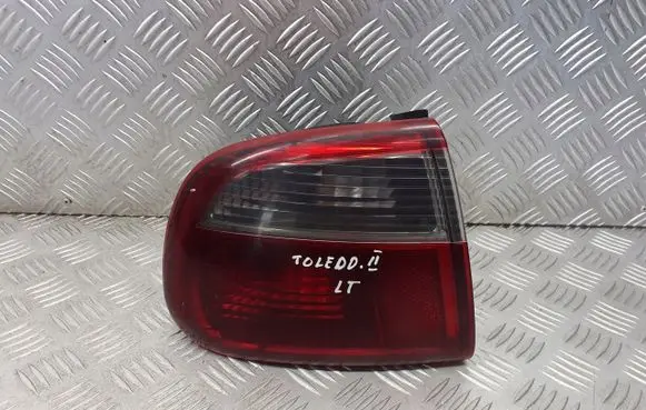 Seat Toledo II (1M) Number plate light 1M5945095