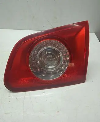 Volkswagen PASSAT B6 Tailgate rear/tail lights 272002
