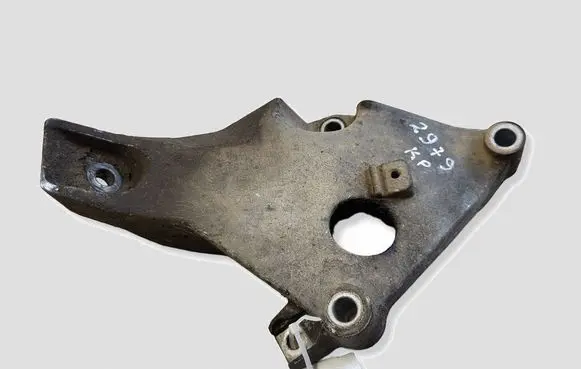 BMW 3 E90 E91 Engine mounting bracket 6775041 59260110