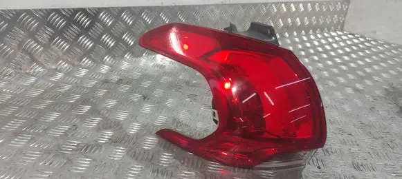 Peugeot 2008 I Rear/tail lights 0821208E96 13012008 7L08190797
