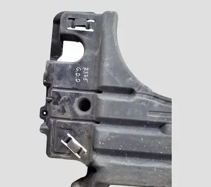 Peugeot 208 I Rear underbody cover/under tray 9673884380