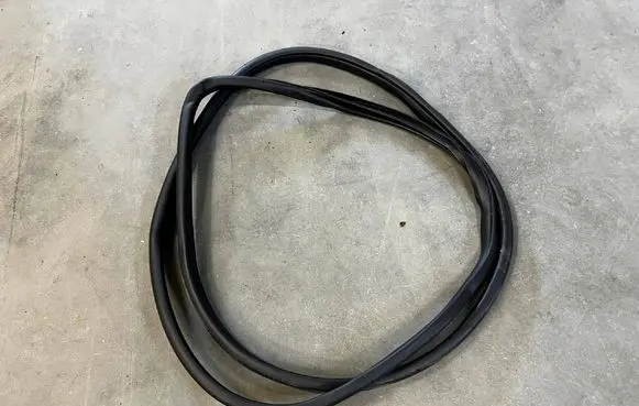Renault Koleos II Rubber seal rear door 