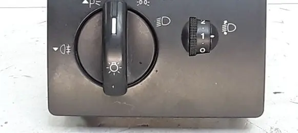 Ford Focus Light switch 4M5T13A024EA