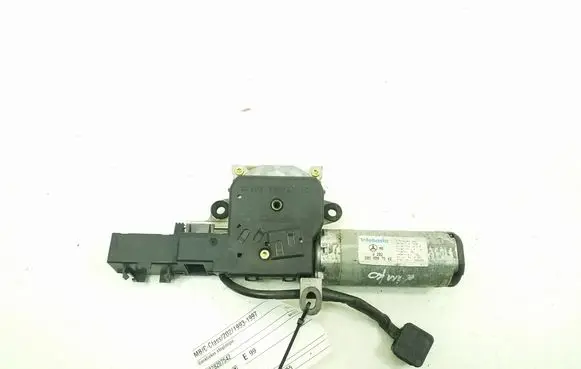 Mercedes-Benz C W202 Sunroof motor/actuator A2028207542