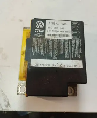 Volkswagen PASSAT B6 Airbag control unit/module 3C0909605J 391130 09H029S2521