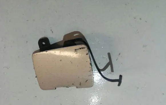 Volvo V70 Front tow hook cap/cover 9190320