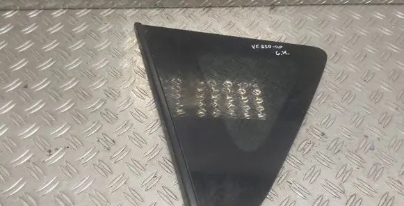 Toyota Verso Rear side window