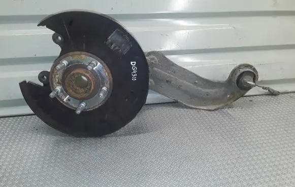 Opel Insignia A Rear wheel hub spindle/knuckle 