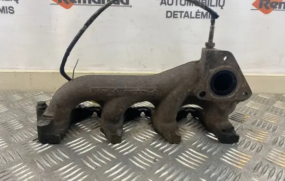 Suzuki Grand Vitara II Exhaust manifold 426549