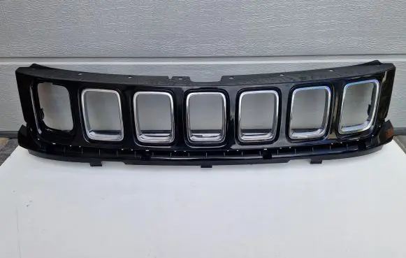 Jeep Compass Front bumper upper radiator grill