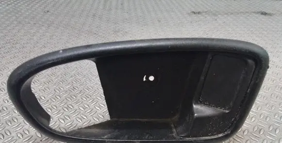Ford Mondeo MK IV Front door interior handle trim 6M21U226A37