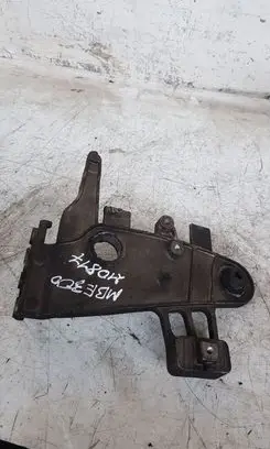 Mercedes-Benz E W212 Air filter cleaner box bracket assembly 6510902241