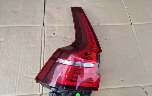 Volvo V60 Rear/tail lights 32228898