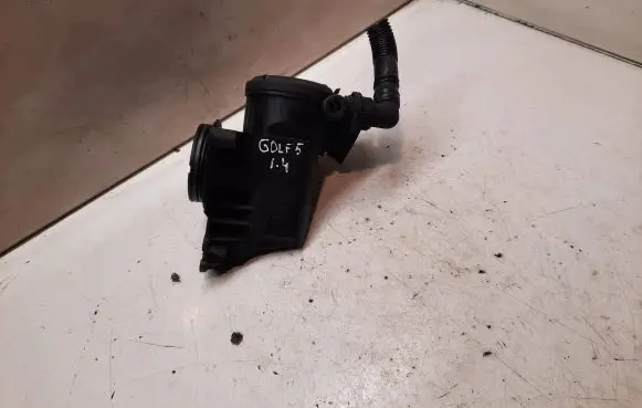 Volkswagen Golf V Oil breather separator 036103464AH