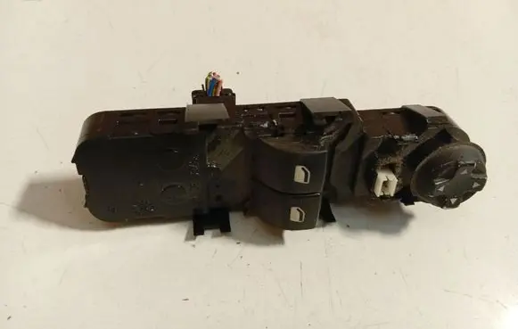 Electric window control switch