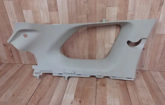 Mitsubishi Outlander (C) pillar trim 7230A695