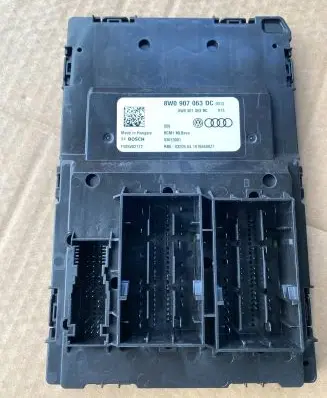 Audi A4 S4 B9 8W Comfort/convenience module 8W0907063DC F005V02172 8W0907063BC