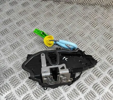 BMW X2 U10 Coupe door lock (next to the handle) 5A160C7