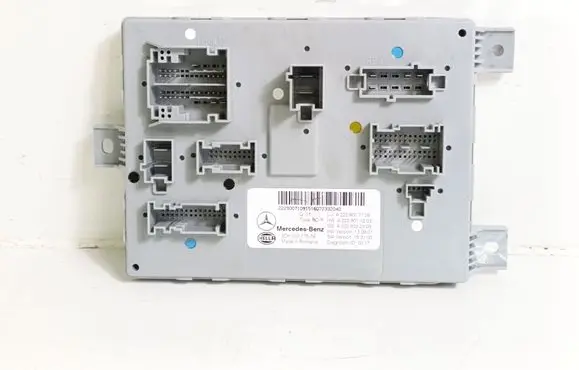 Mercedes-Benz C W205 Comfort/convenience module A2229007109 A2229011203 A2229022309