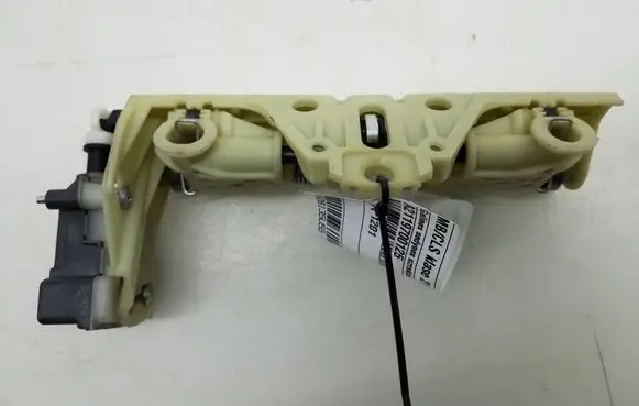 Mercedes-Benz CLS C219 Seat back rest lock catch A2119700125