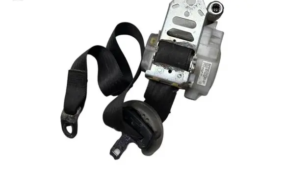 Lexus IS 220D-250-350 Front seatbelt J082512 2J082531