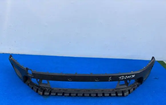 Volkswagen Cross Polo Front bumper 6R0805903E