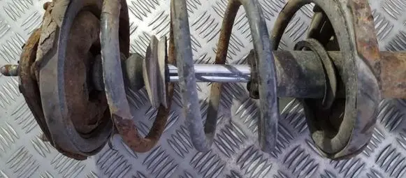 Mazda 323 F Front coil spring