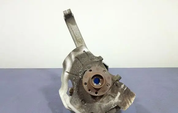 Alfa Romeo Stelvio Front wheel hub spindle knuckle 00505415510