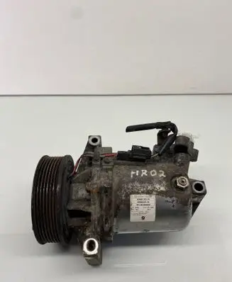 Nissan Pulsar Air conditioning (A/C) compressor (pump) 926003ZL1A M114E300534