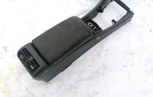 Mercedes-Benz C W203 Armrest E037611021 E0376.110.21