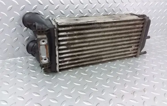 Citroen C4 I Picasso Intercooler radiator 9656503980 992507M