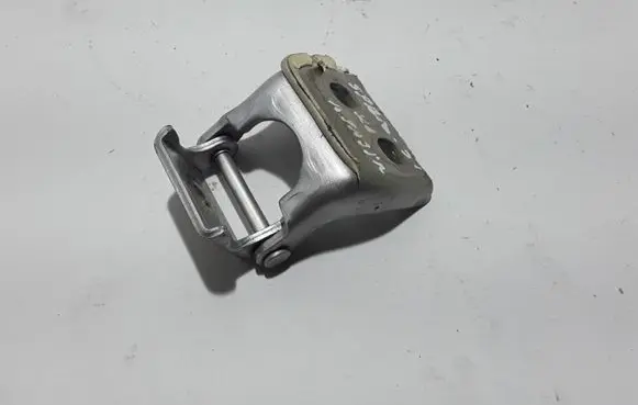 Dacia Spring Rear door lower hinge