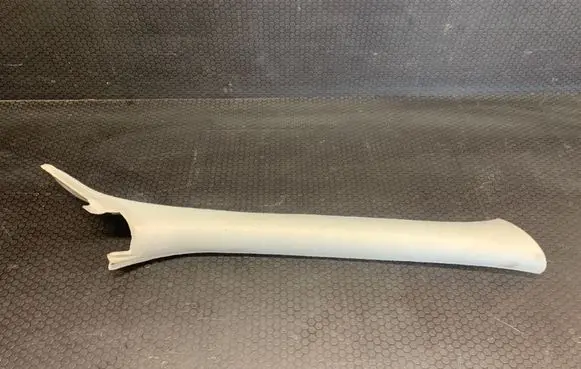 BMW X5 E53 (A) pillar trim 8203866