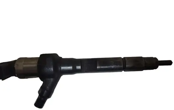 Mazda 6 Fuel injector R2AA13H50
