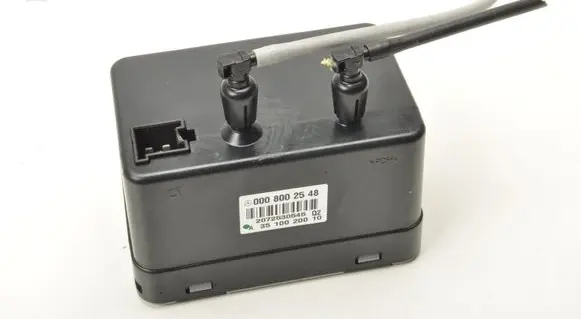 Mercedes-Benz CLK A209 C209 Central locking vacuum pump 0008002548